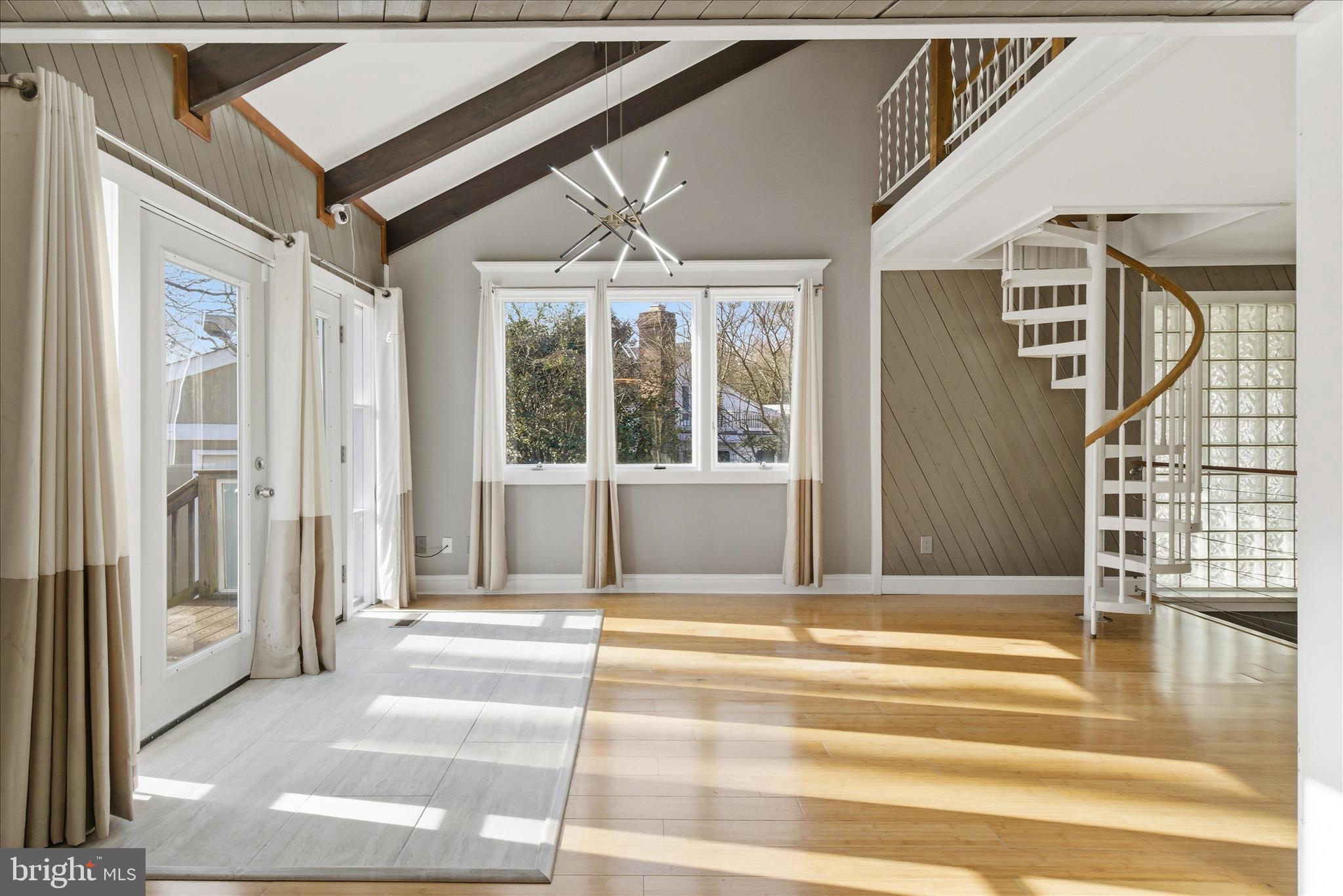 LAKE BRADDOCK - Residential