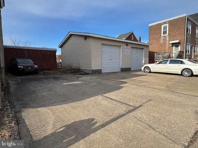 LAWNDALE - Residential Income