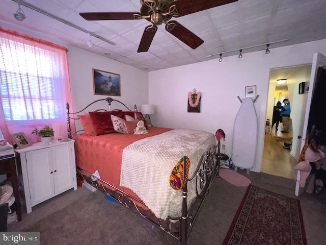 LAWNDALE - Residential Income