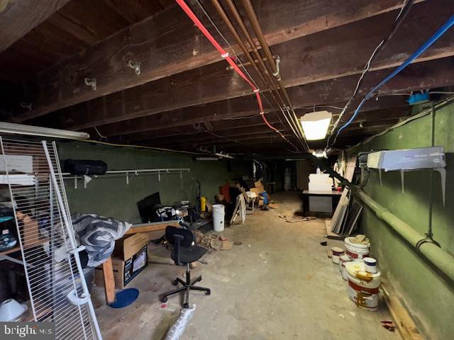 LAWNDALE - Residential Income