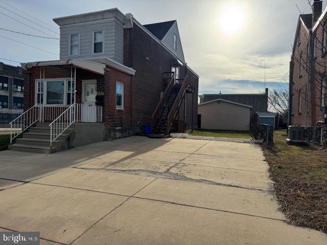 LAWNDALE - Residential Income