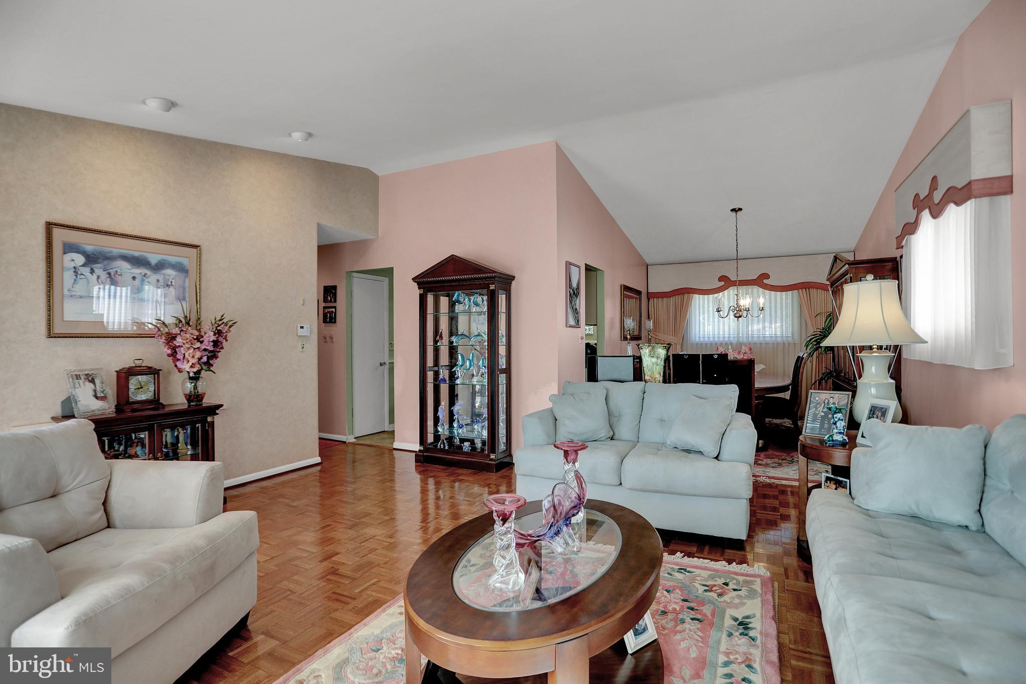 COURTHAVEN - Residential