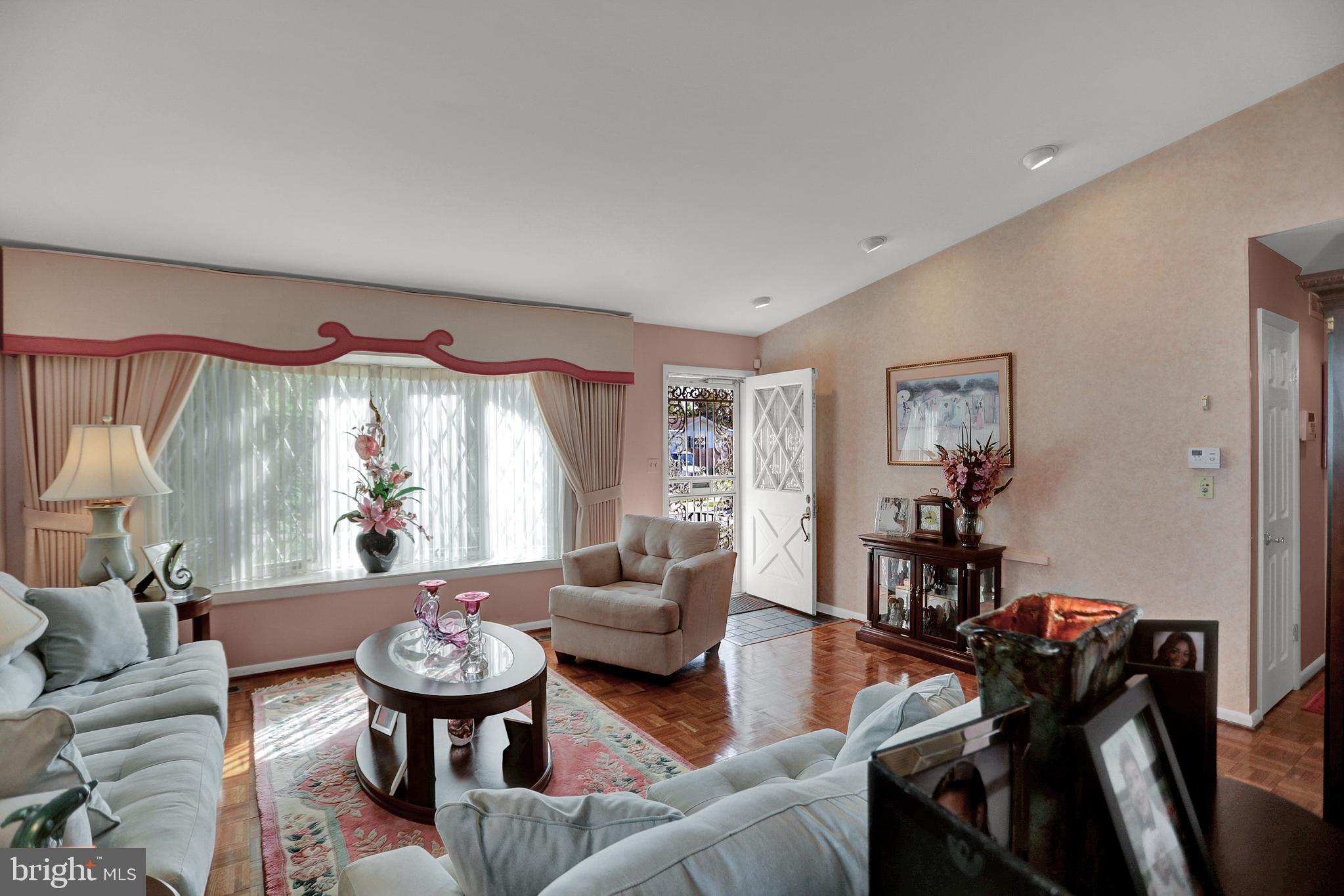 COURTHAVEN - Residential