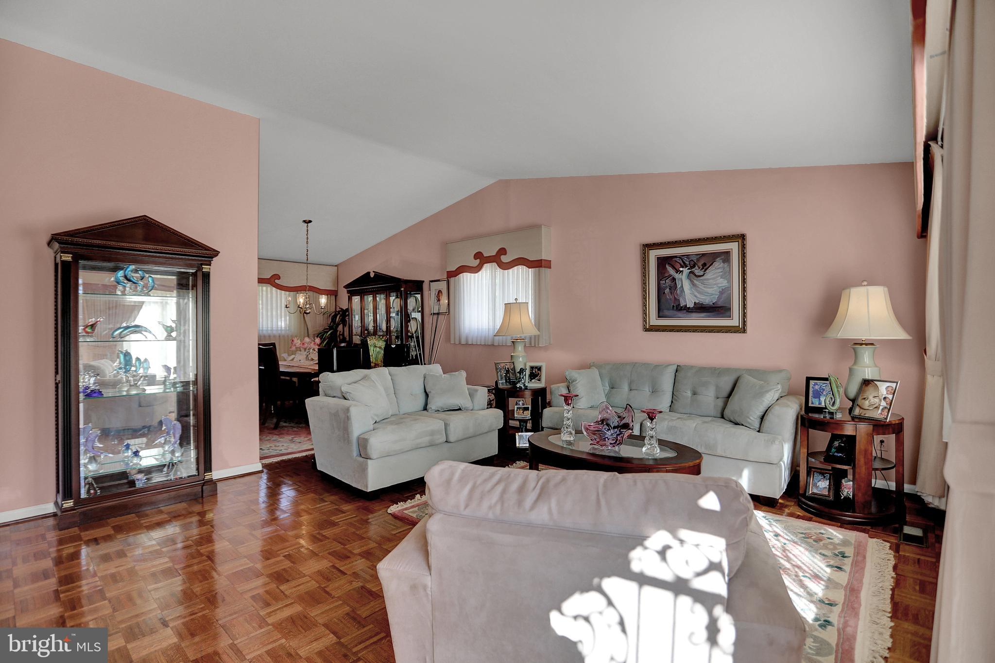 COURTHAVEN - Residential