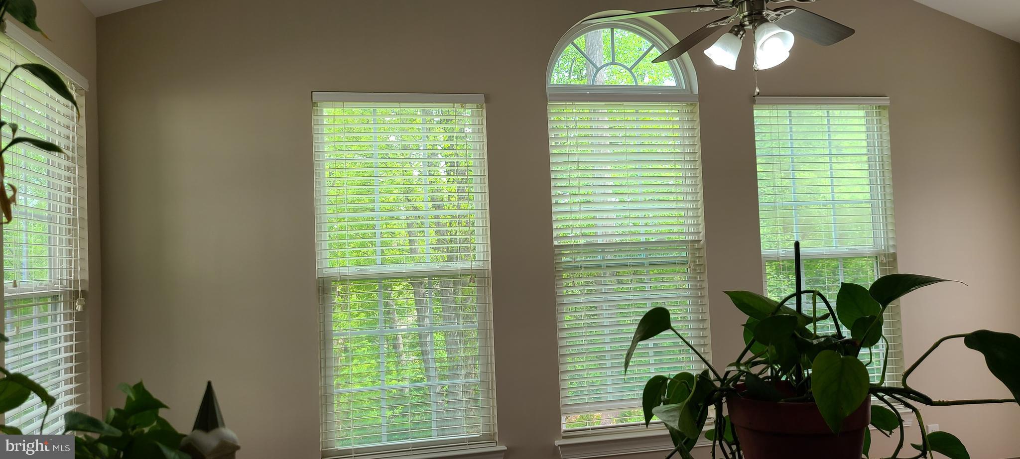 WORTHINGTON FIELDS - Residential Lease