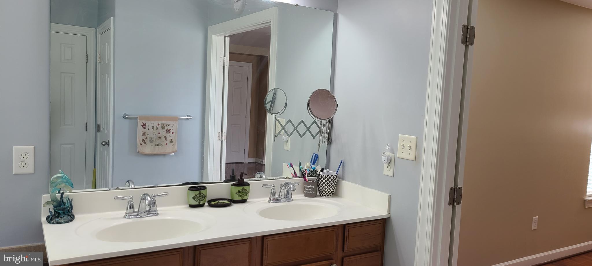 WORTHINGTON FIELDS - Residential Lease