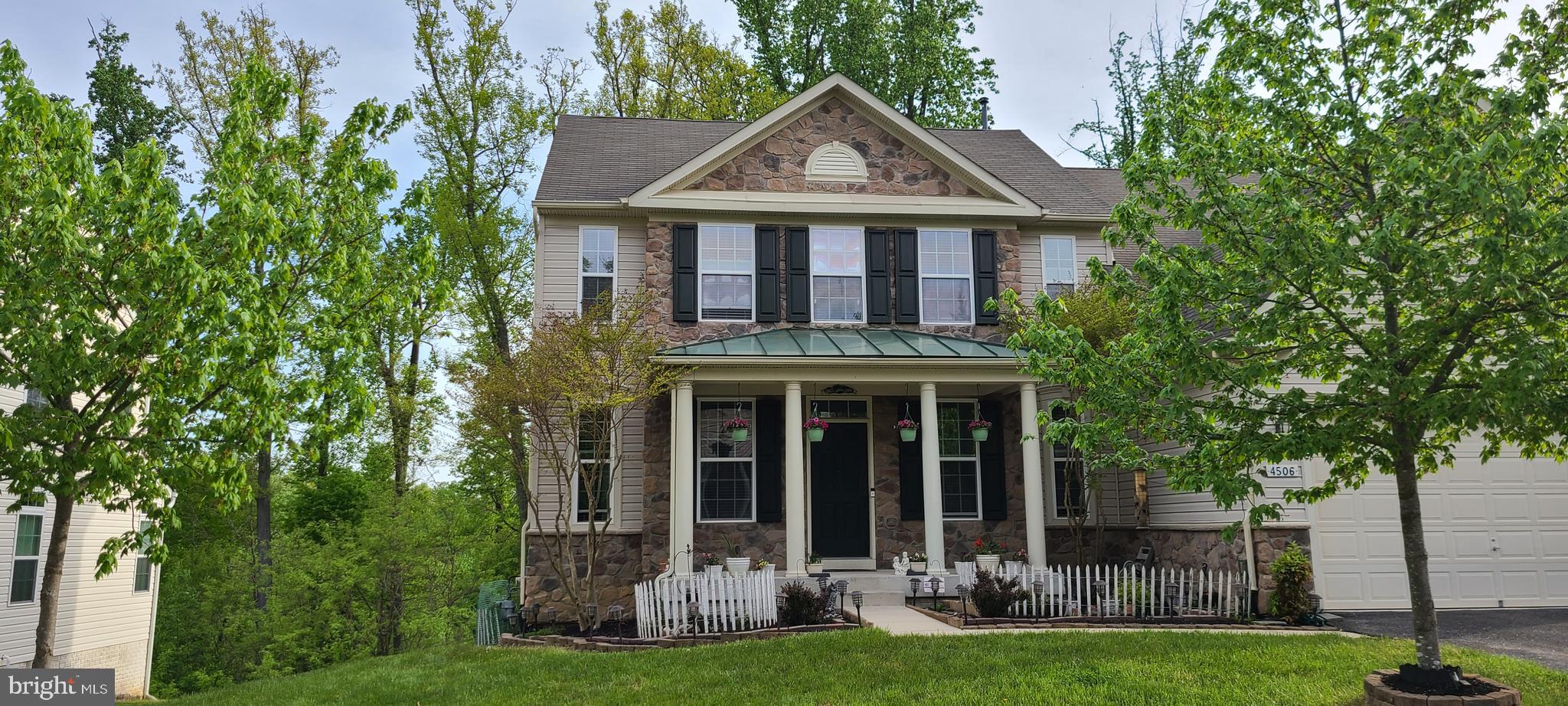 WORTHINGTON FIELDS - Residential Lease