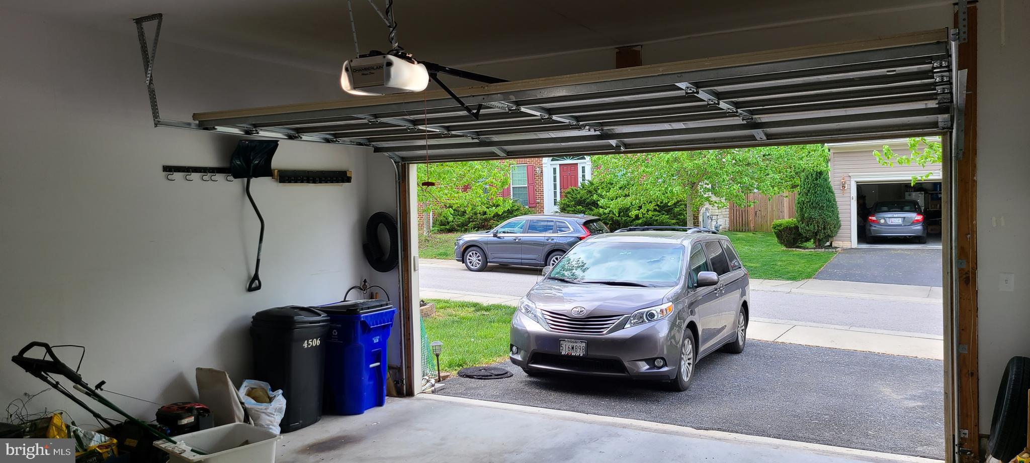 WORTHINGTON FIELDS - Residential Lease