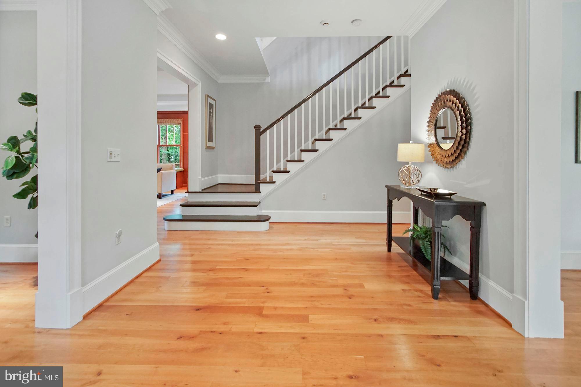 CHEVY CHASE - Residential
