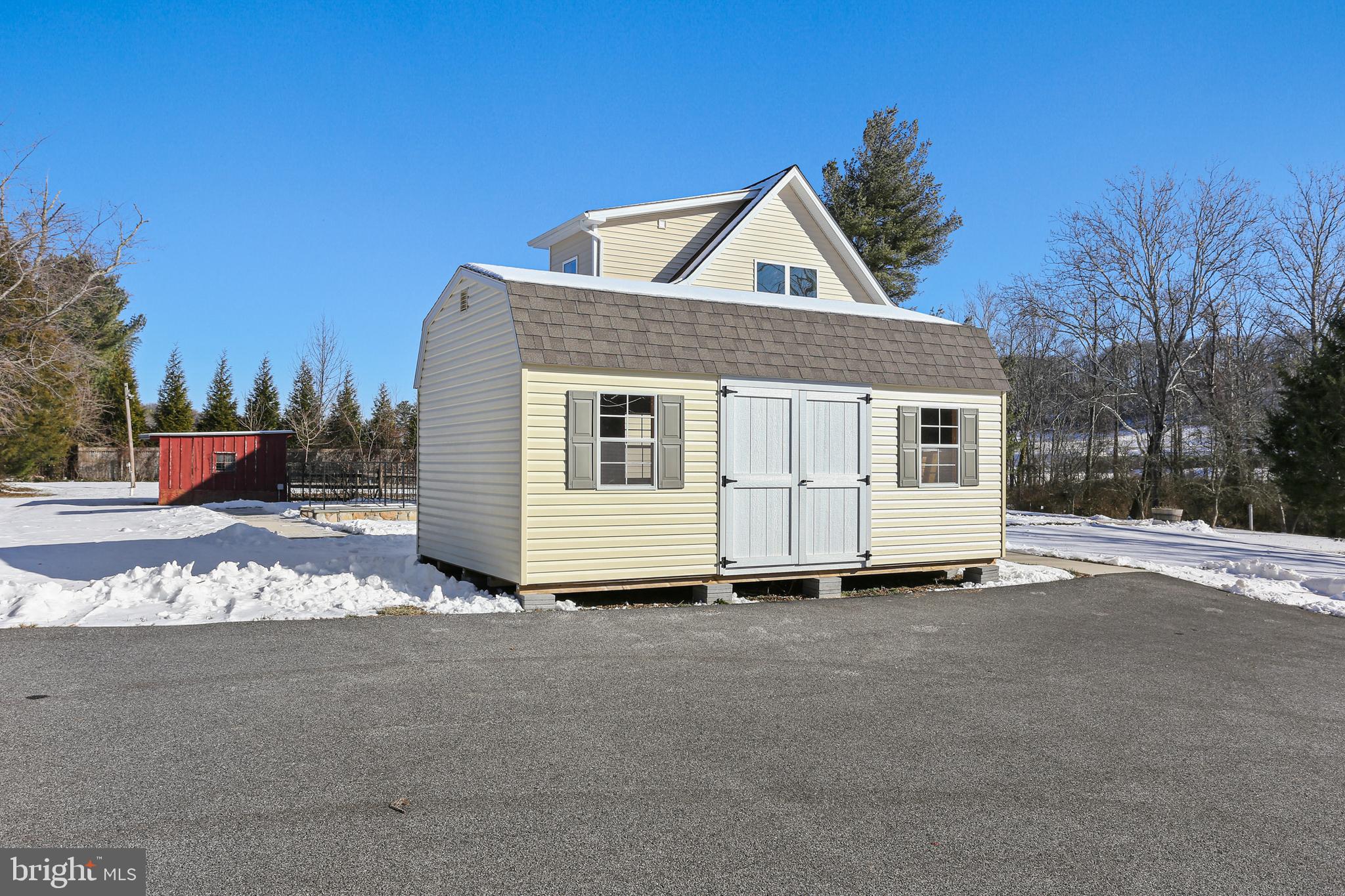 GLEN ARM - Residential