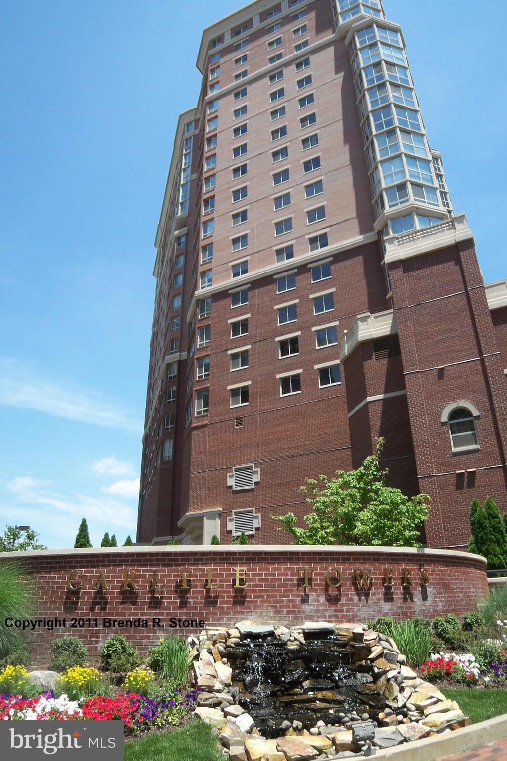 CARLYLE TOWERS - Residential