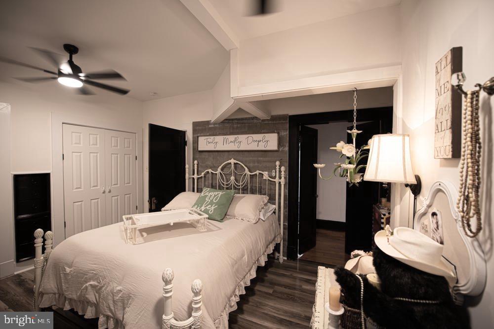 TOWN OF COLONIAL BEACH - Residential