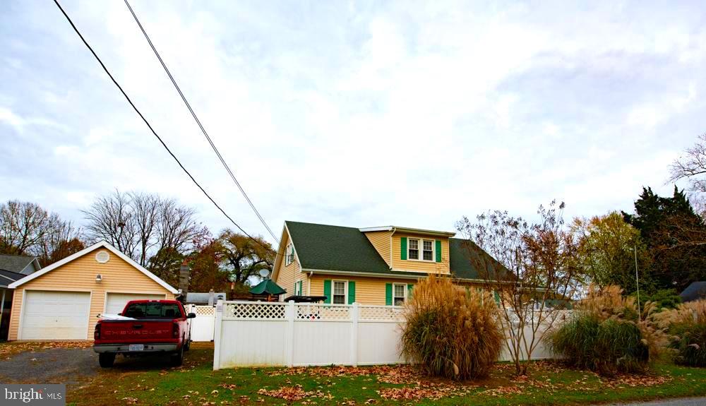 TOWN OF COLONIAL BEACH - Residential