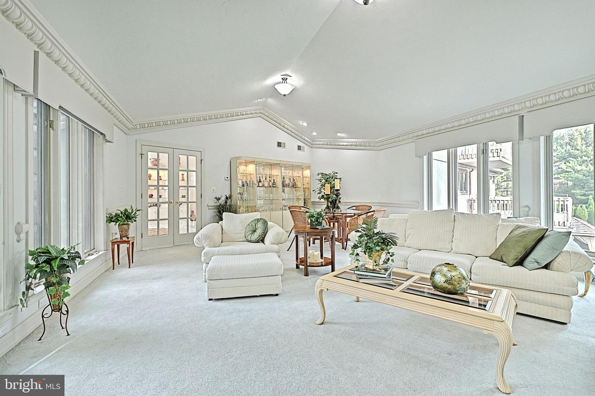 HERITAGE HILLS - Residential