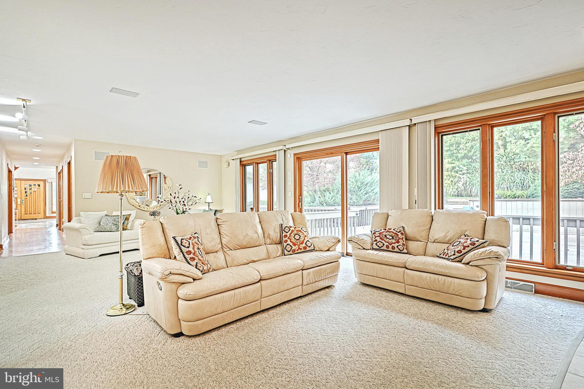 HERITAGE HILLS - Residential