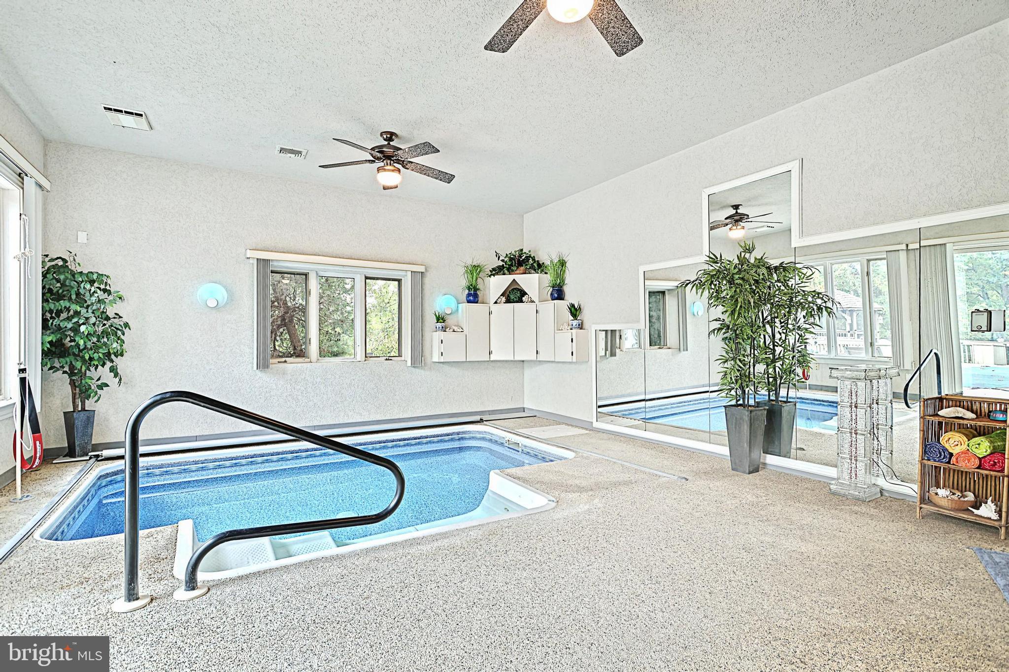 HERITAGE HILLS - Residential