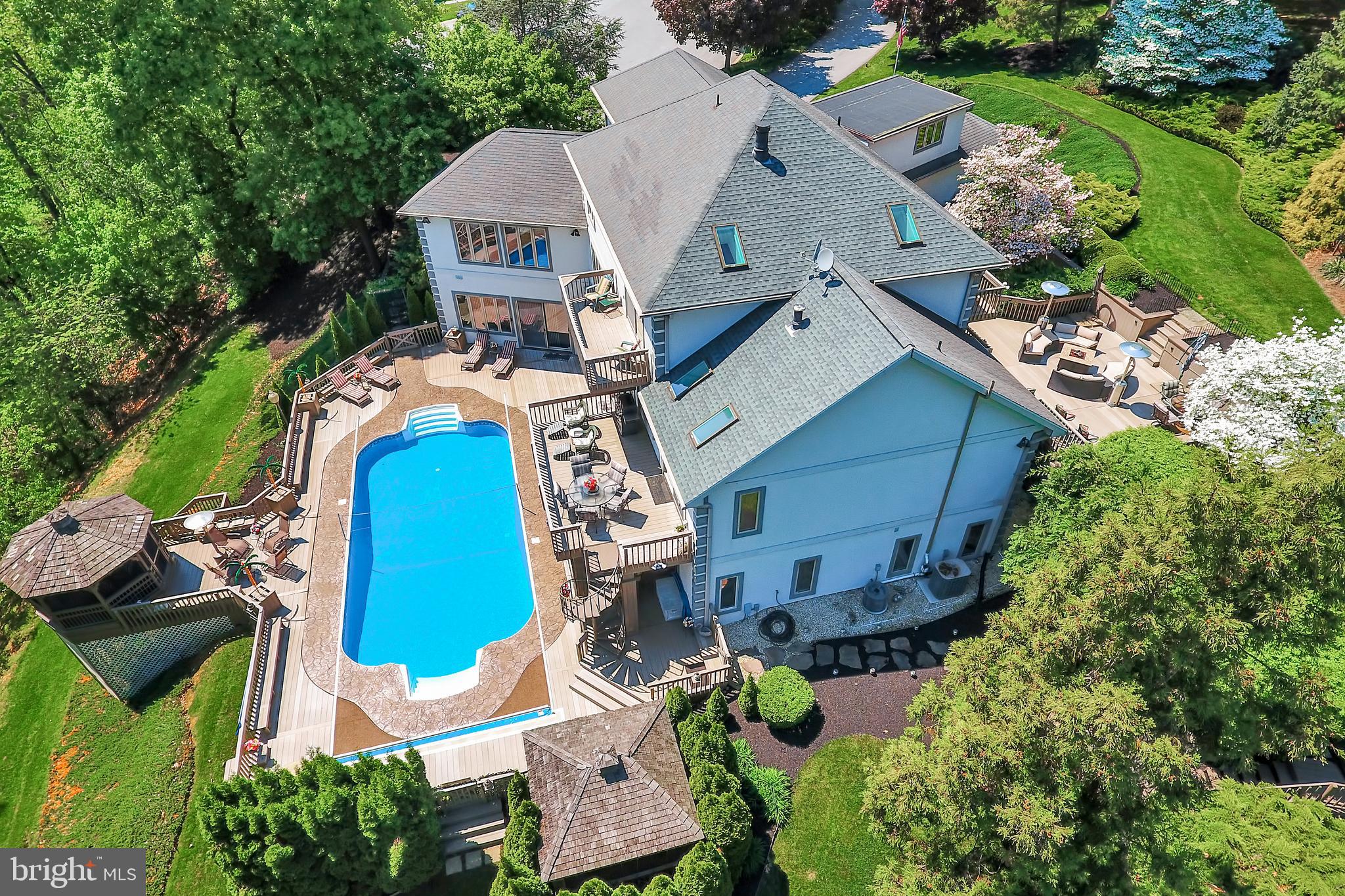 HERITAGE HILLS - Residential