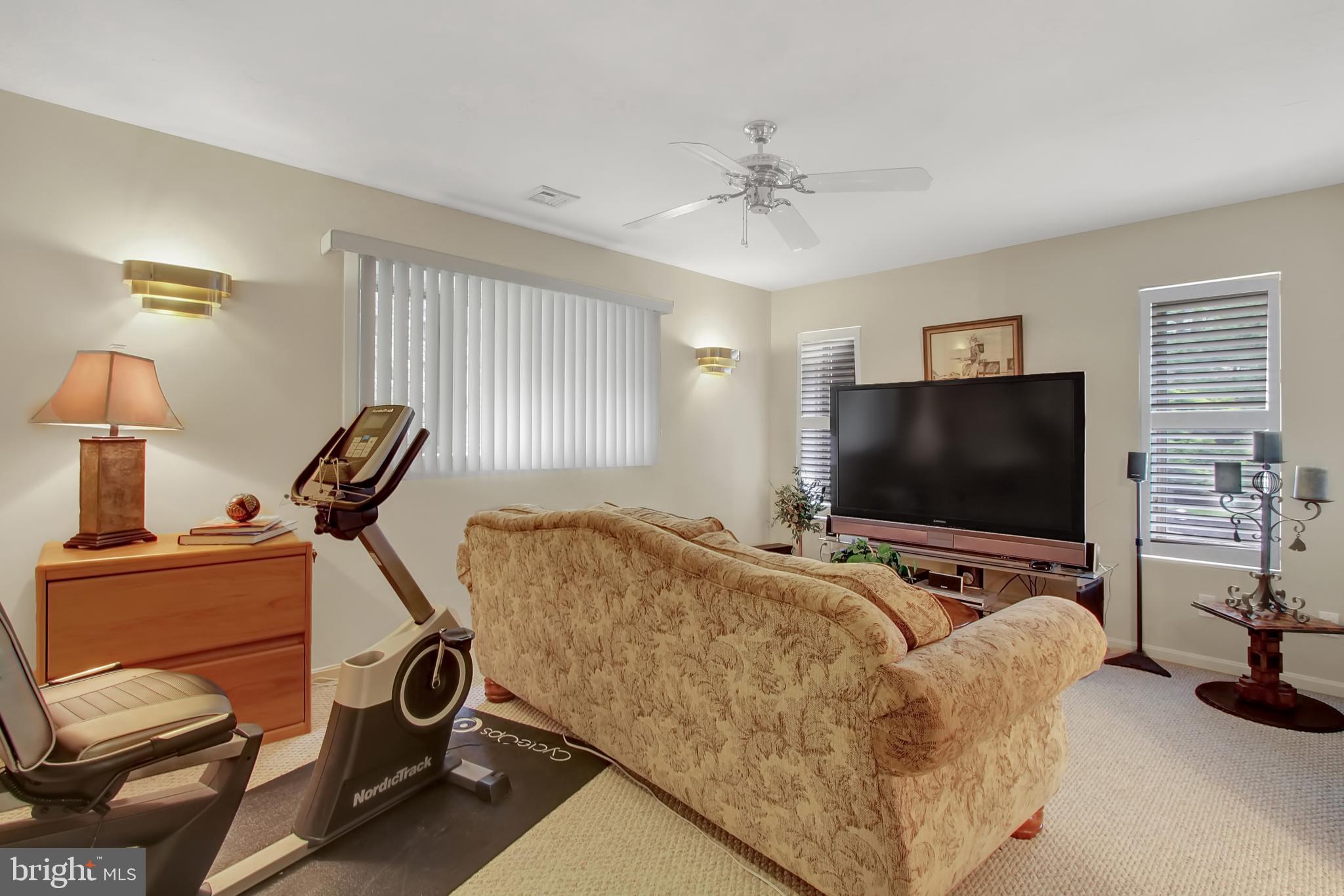 HERITAGE HILLS - Residential