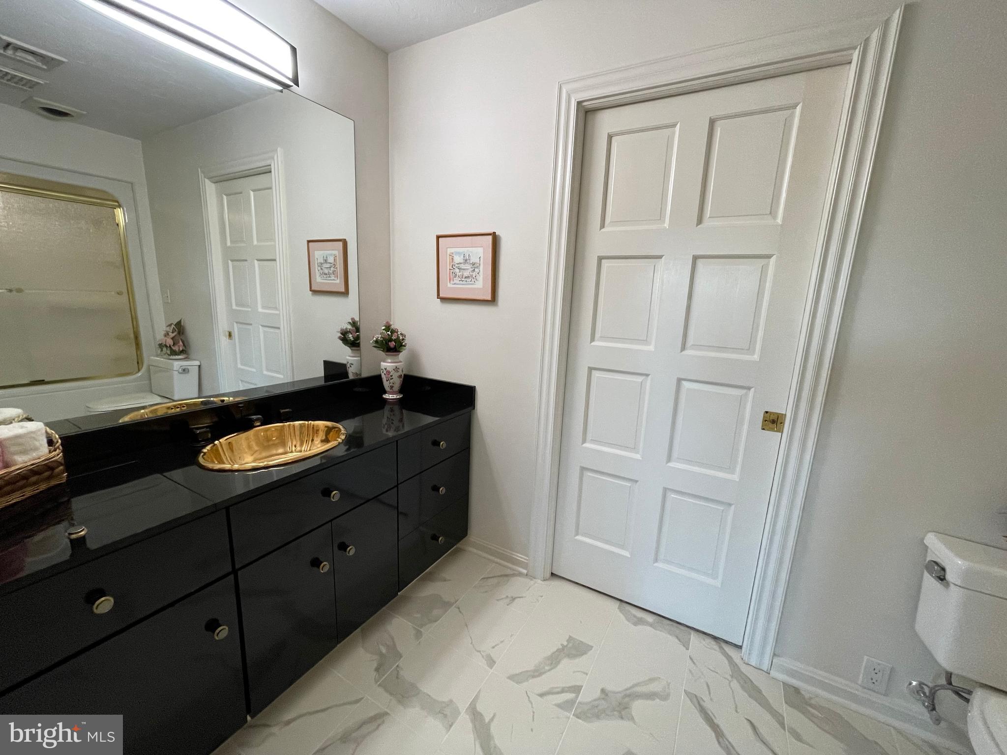 HERITAGE HILLS - Residential