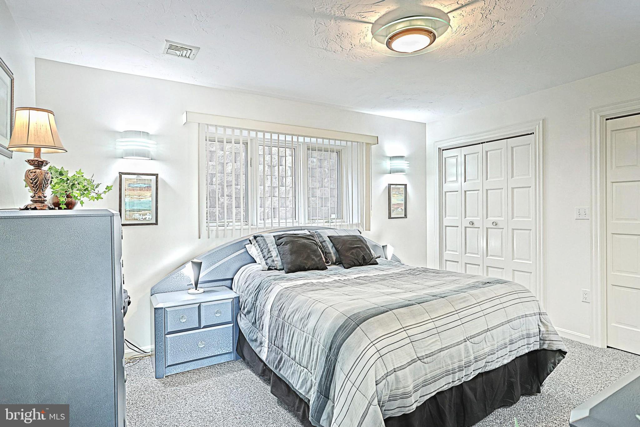 HERITAGE HILLS - Residential