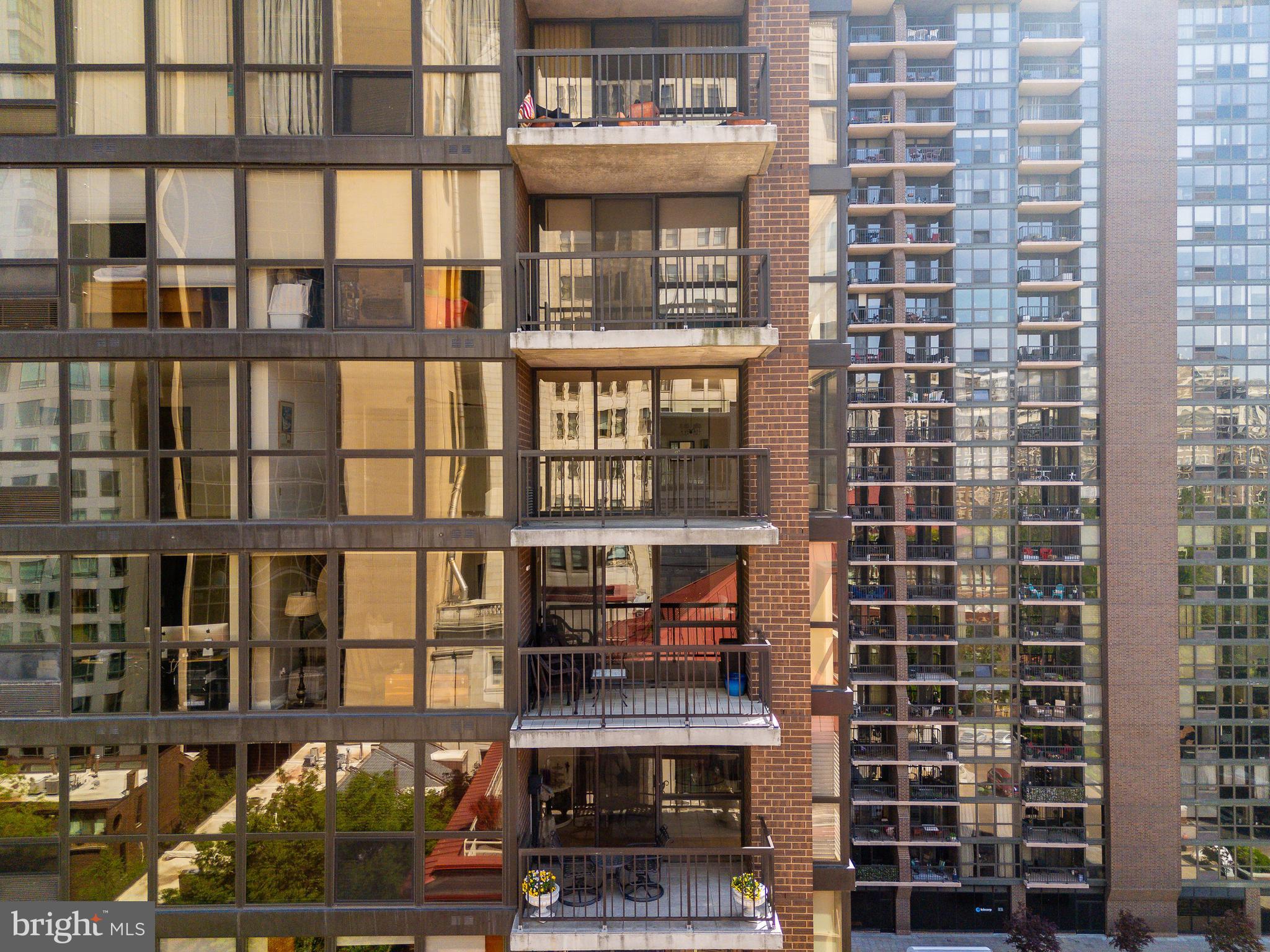 SOCIETY HILL - Residential