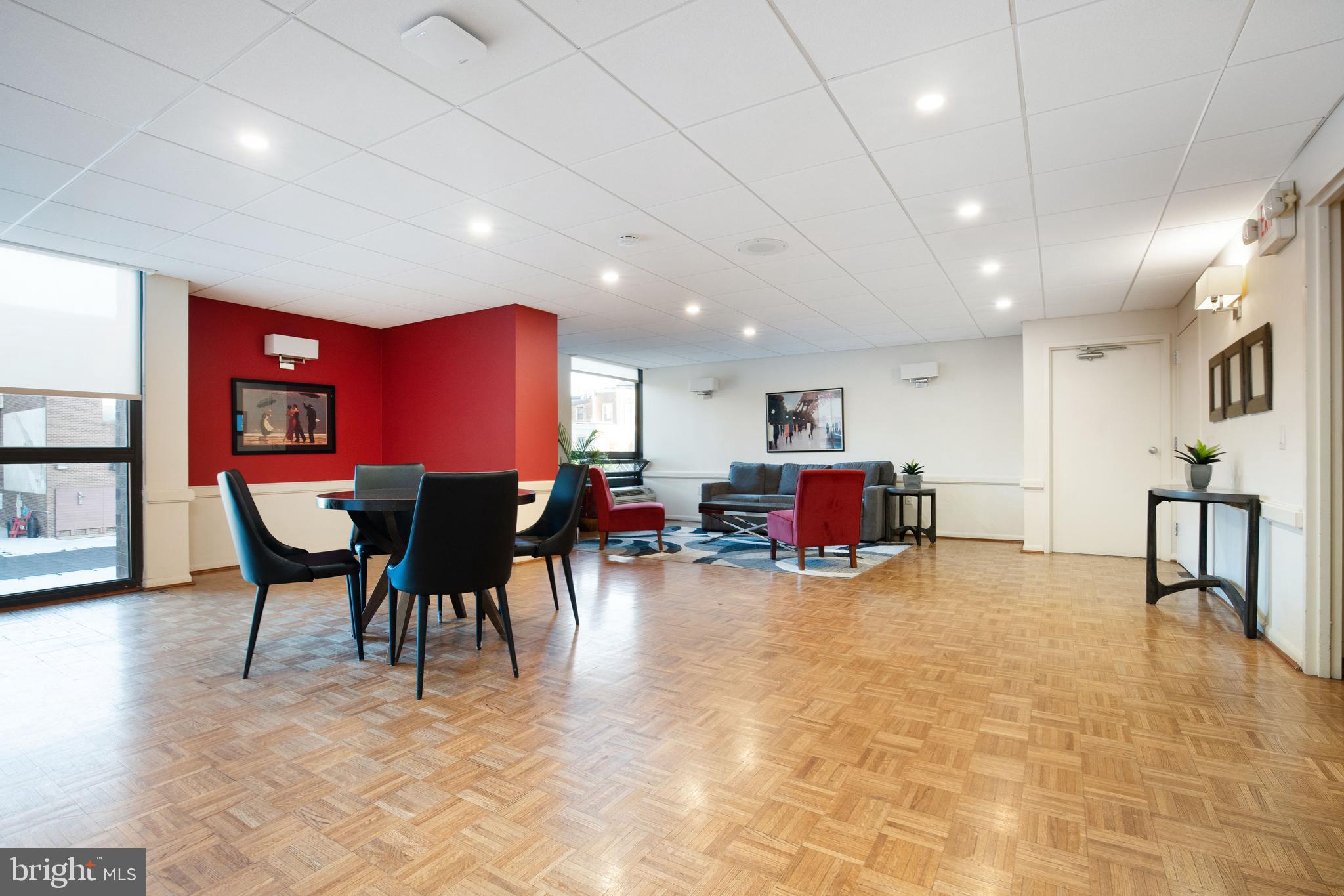 SOCIETY HILL - Residential