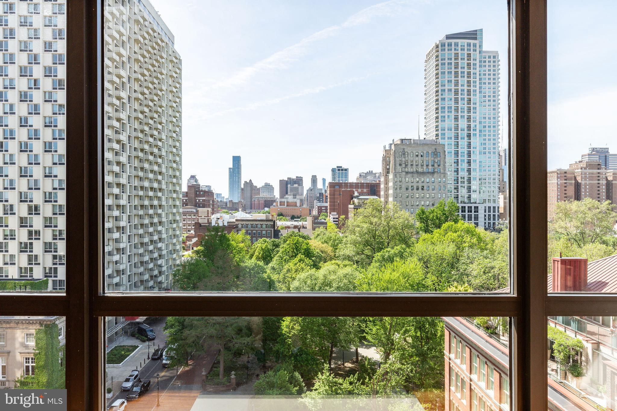 SOCIETY HILL - Residential