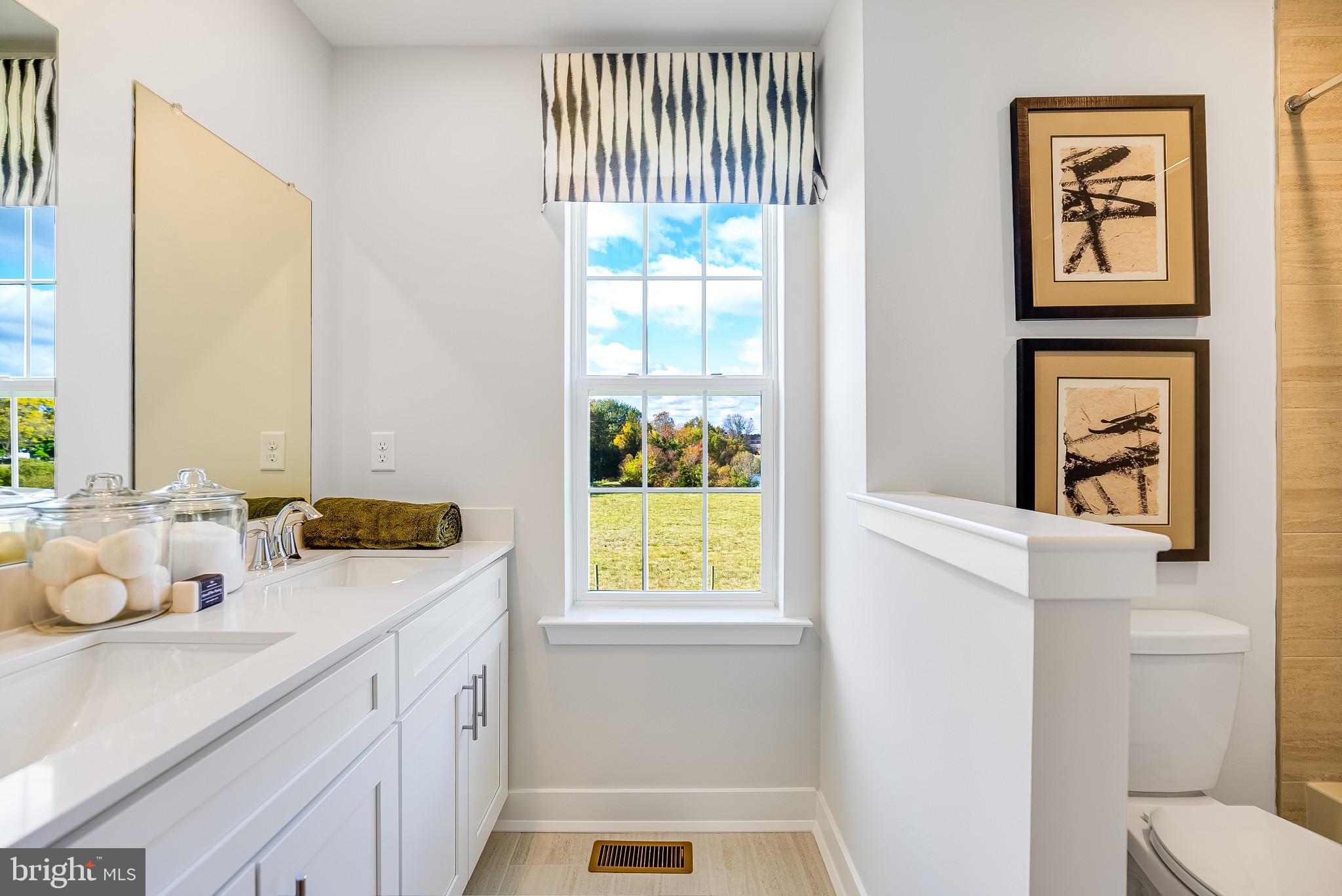 COLLECTION AT HOPEWELL - Residential