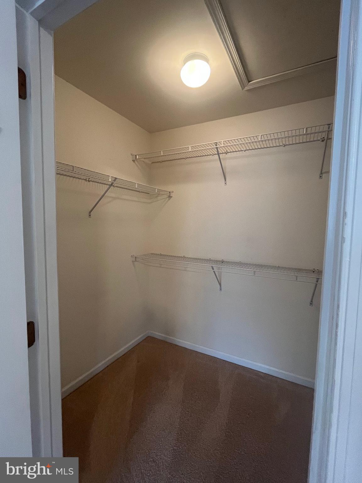 WHITELAND WOODS - Residential Lease