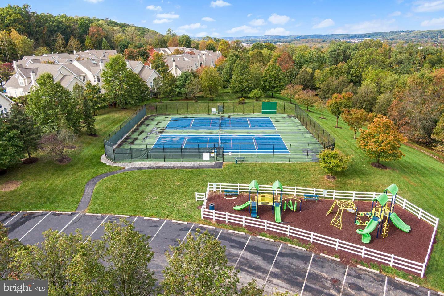 WHITELAND WOODS - Residential Lease