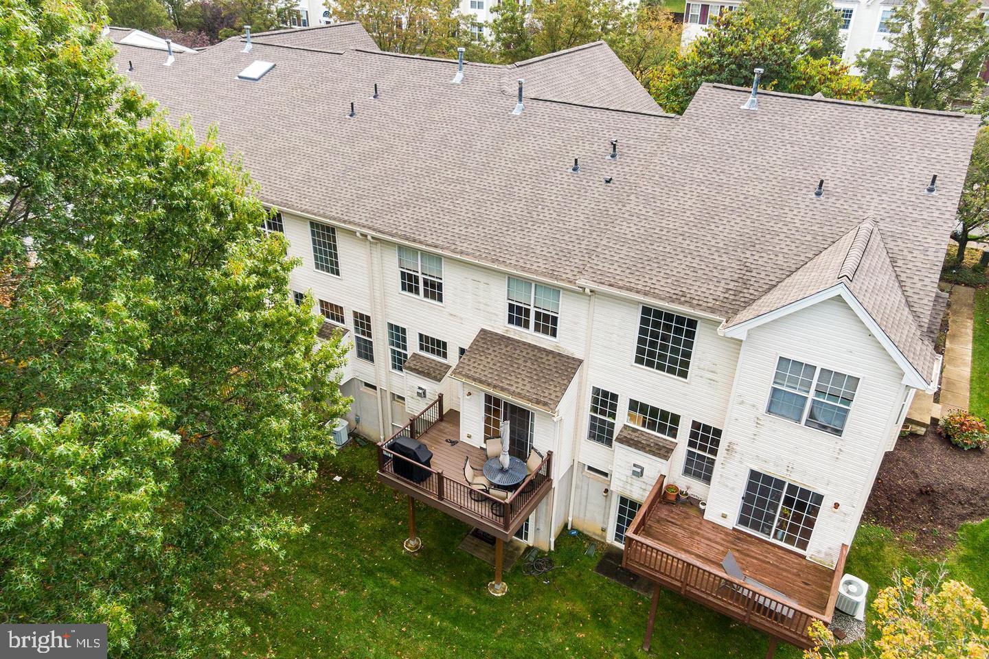 WHITELAND WOODS - Residential Lease