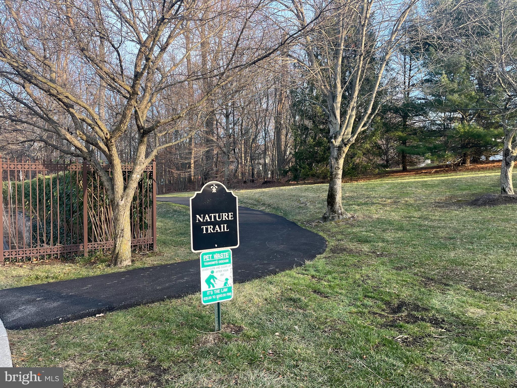 WHITELAND WOODS - Residential Lease