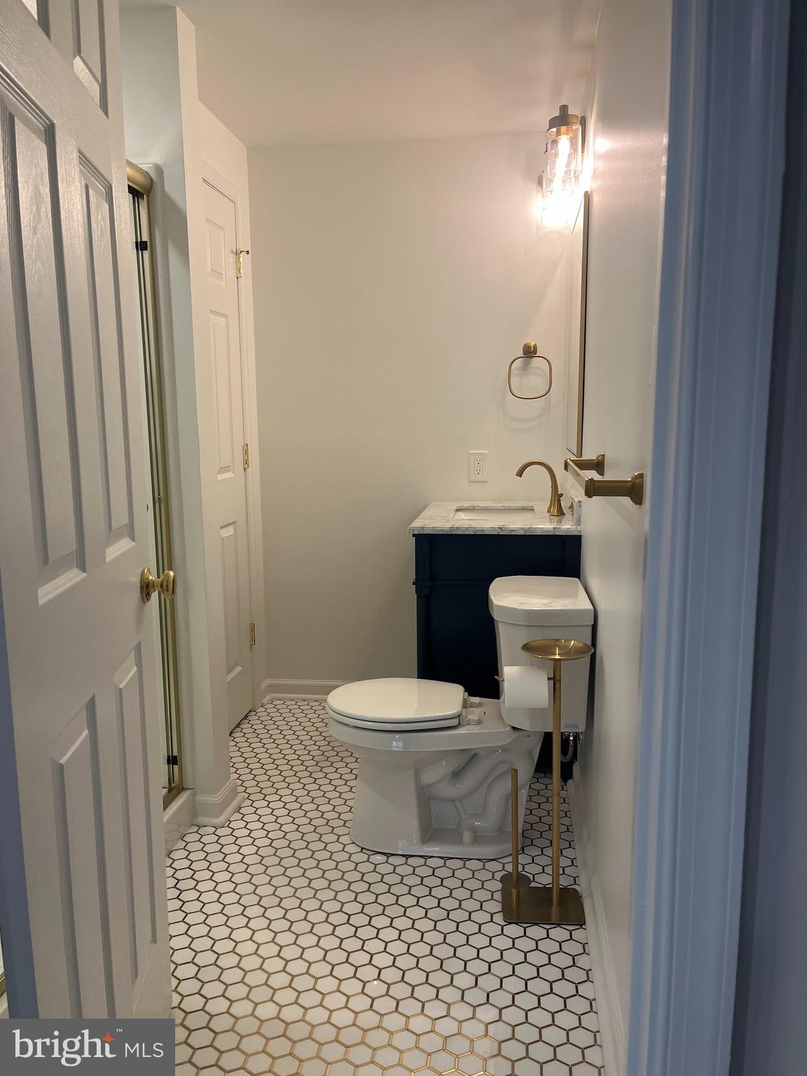 WHITELAND WOODS - Residential Lease