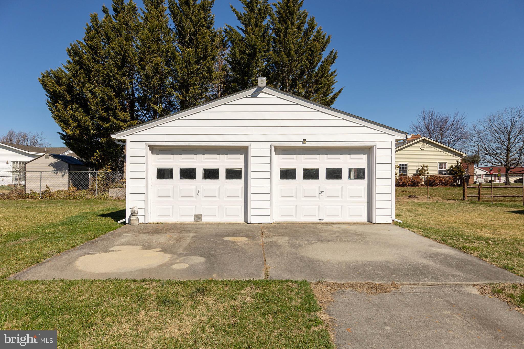 EASTVIEW SUBDIVISION - Land