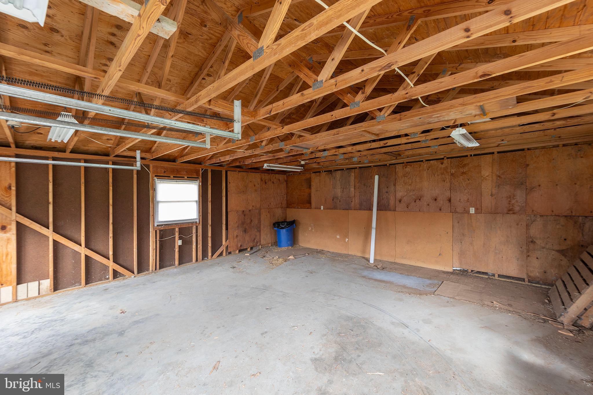 EASTVIEW SUBDIVISION - Land