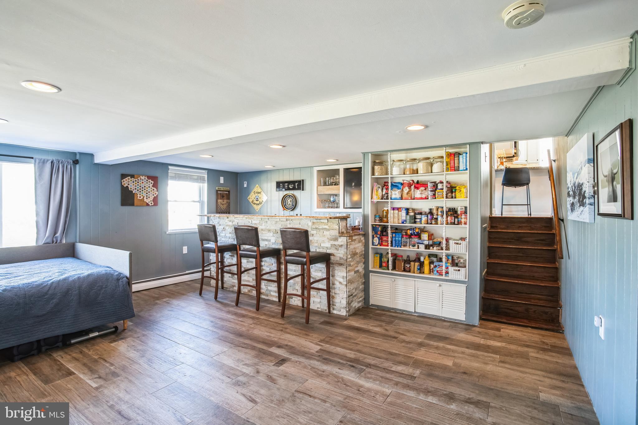 CHURCHVILLE MANOR - Residential