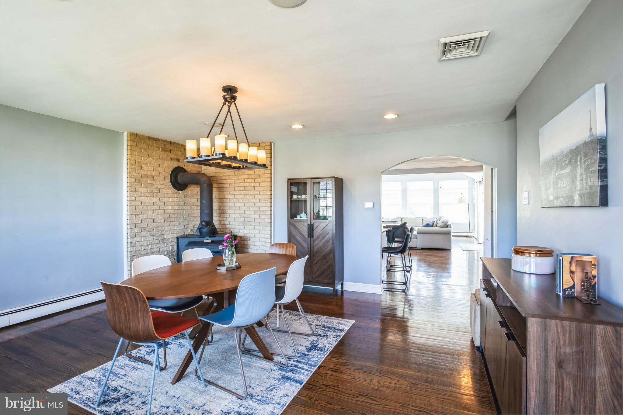 CHURCHVILLE MANOR - Residential