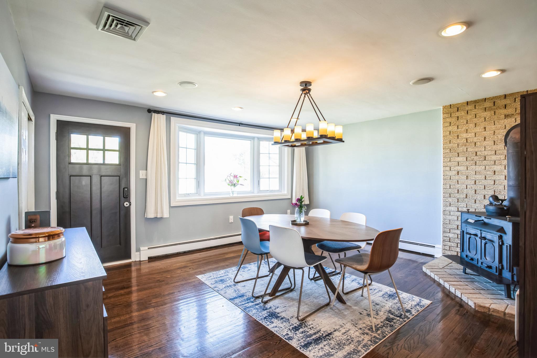 CHURCHVILLE MANOR - Residential