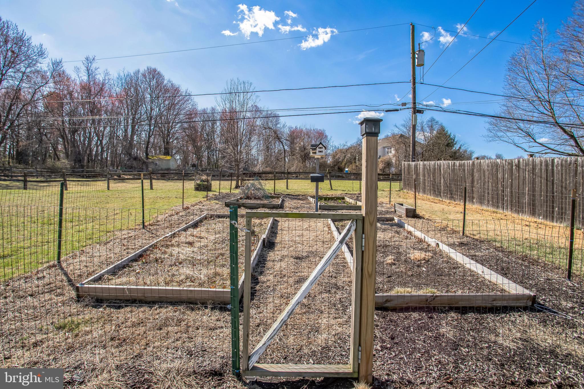 CHURCHVILLE MANOR - Residential