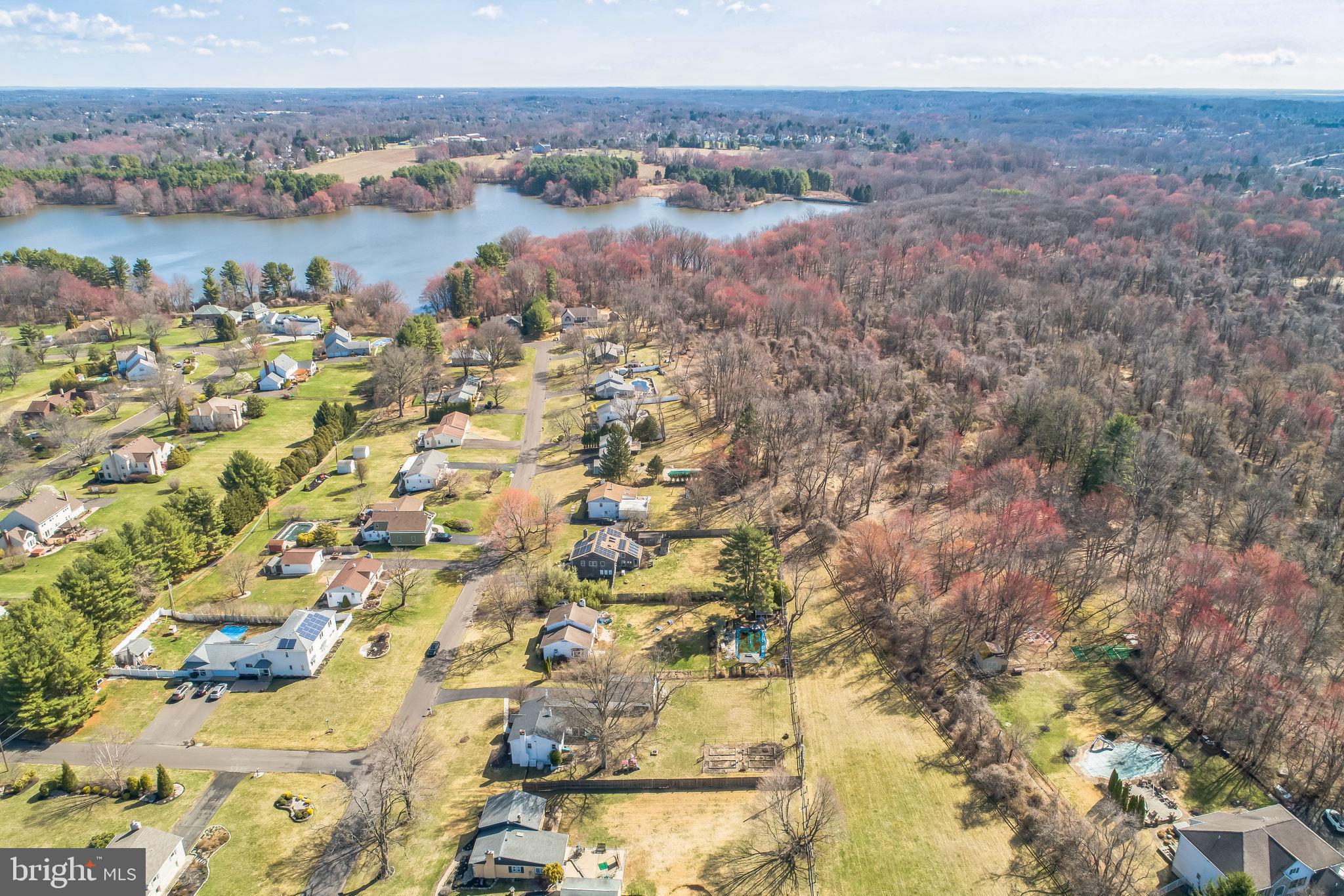 CHURCHVILLE MANOR - Residential