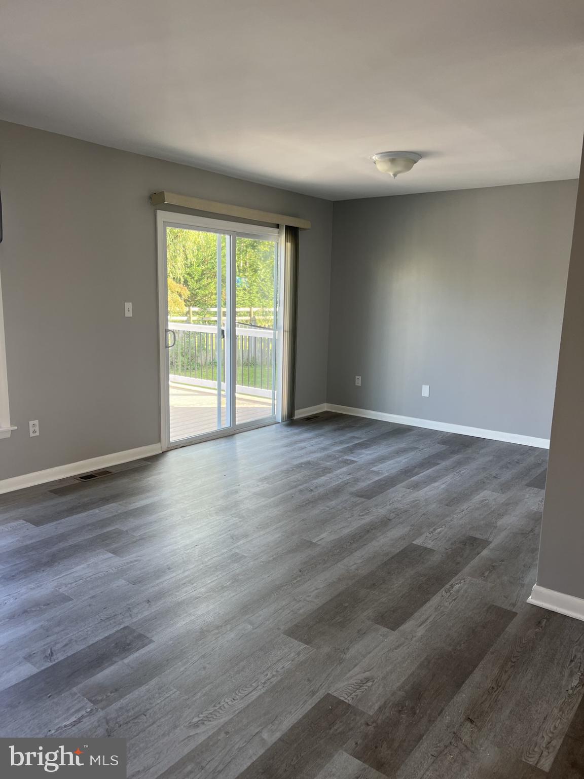 BRENTWOOD PARK - Residential Lease