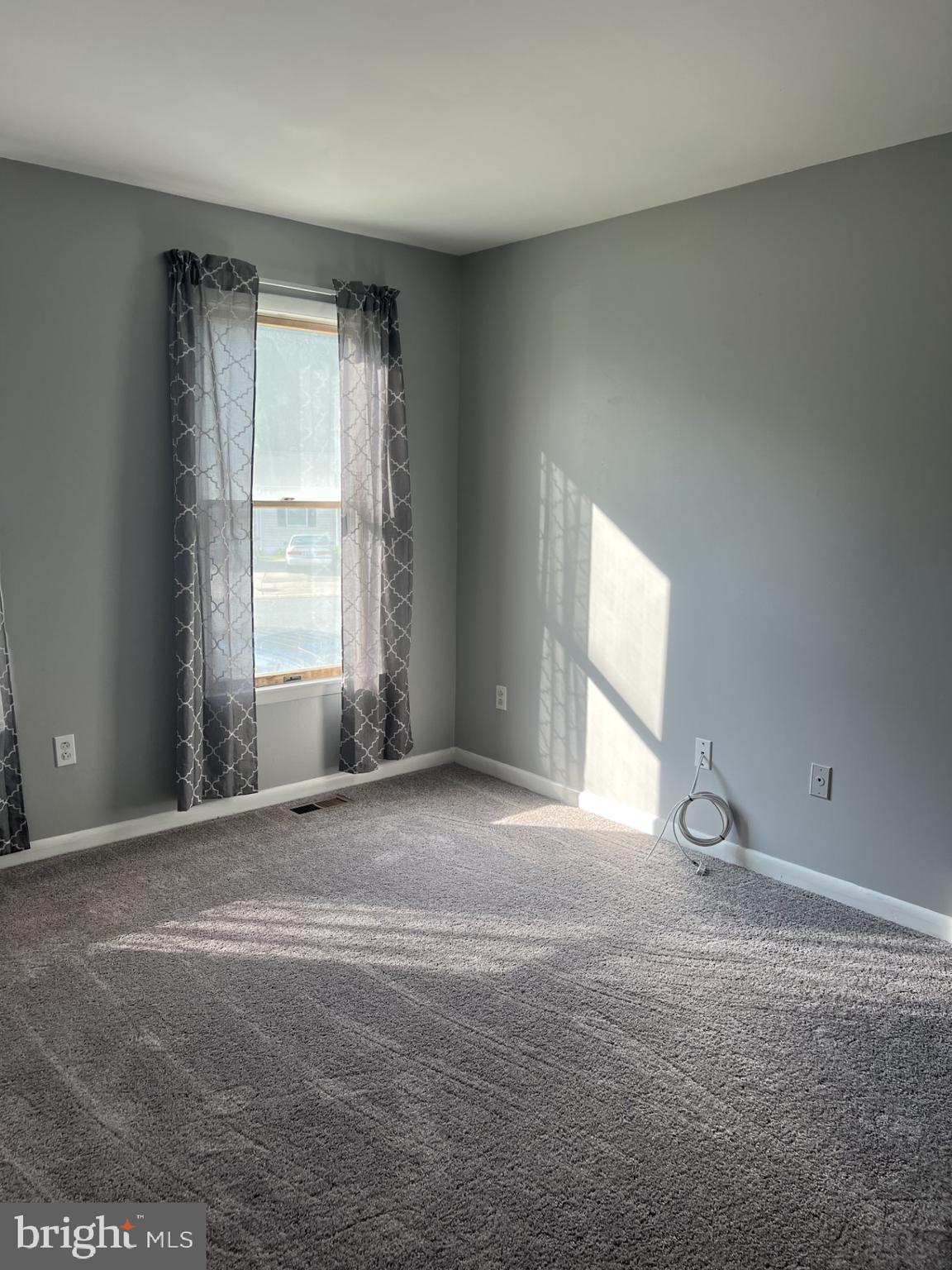 BRENTWOOD PARK - Residential Lease