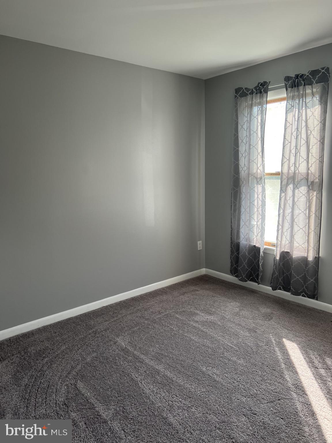 BRENTWOOD PARK - Residential Lease