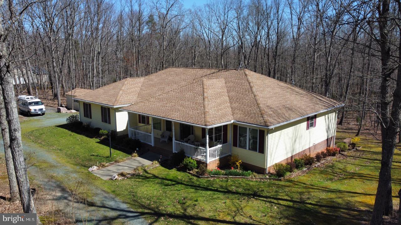 NEIGHBORHOOD - Residential