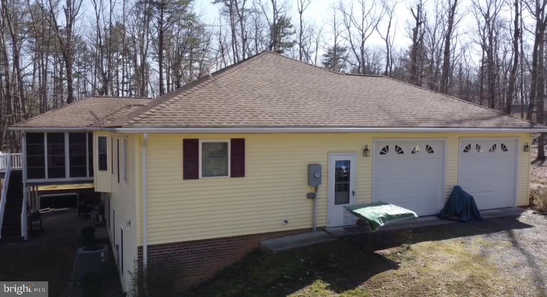 NEIGHBORHOOD - Residential