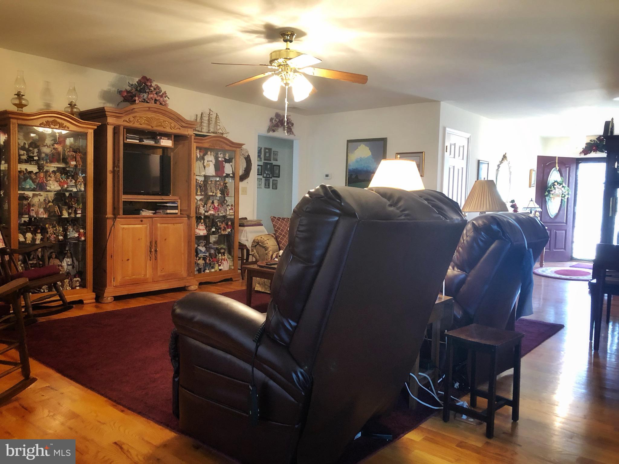 NEIGHBORHOOD - Residential