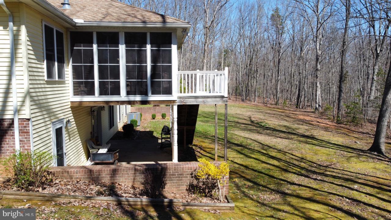 NEIGHBORHOOD - Residential