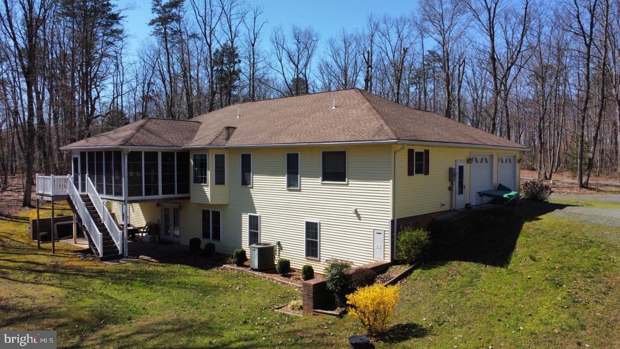 NEIGHBORHOOD - Residential