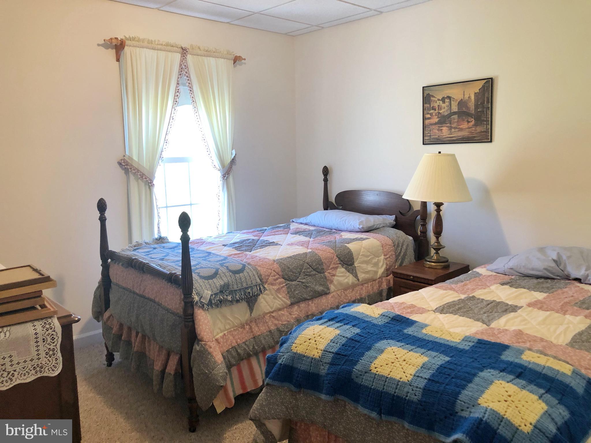 NEIGHBORHOOD - Residential