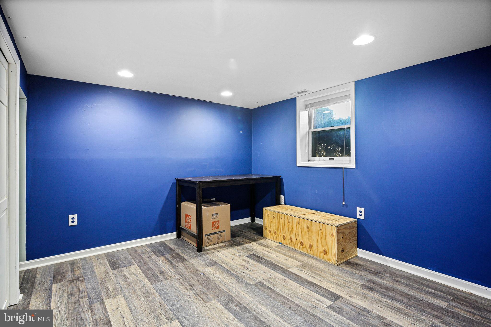 SHERRY RIDGE - Residential